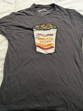 Men’s gray Instant Lunch Graphic Tee